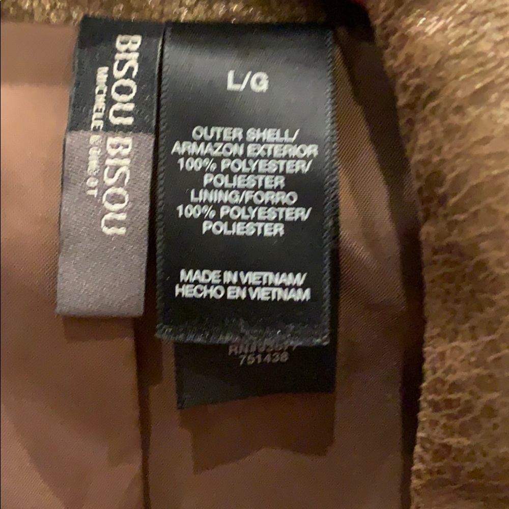 Cute, Light Jacket! - image 3